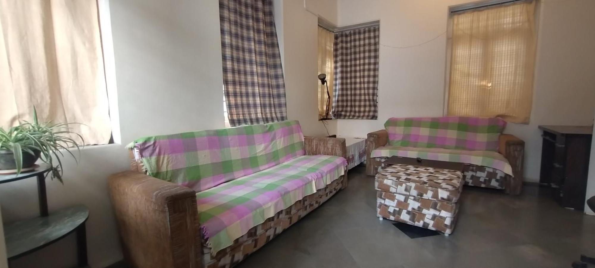 Madhav Bhavan Guest House Pune Bagian luar foto