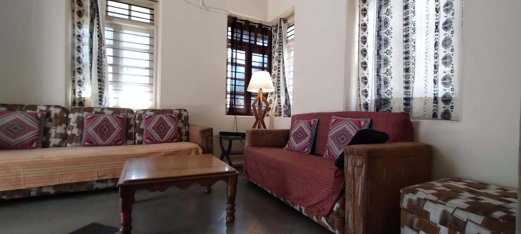 Madhav Bhavan Guest House Pune Bagian luar foto